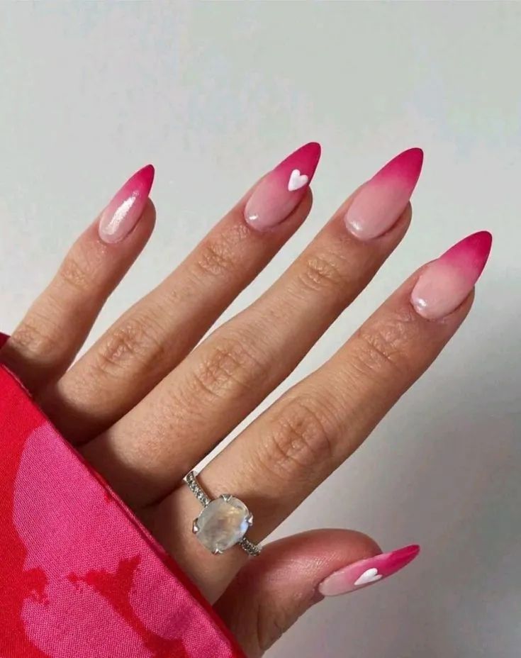 Pink Nails that are Easy to DIY