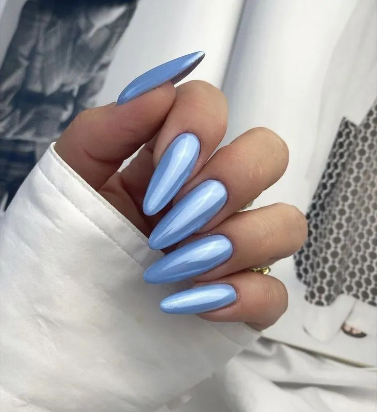 15 Glamorous Blue Chrome Nails: Get Ready To Shine! - ZaiuBee